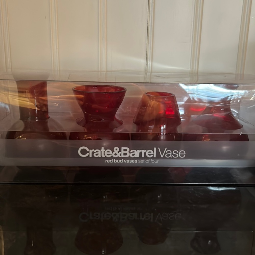 Crate and Barrel red bud vases set of 4 NIB